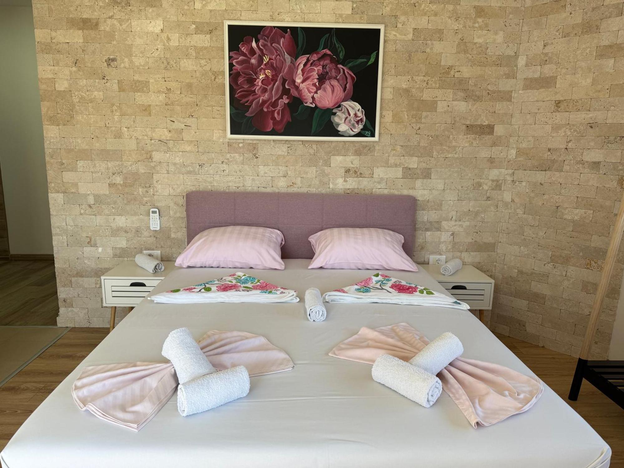 Gjinaj Apartments Ulcinj Bagian luar foto